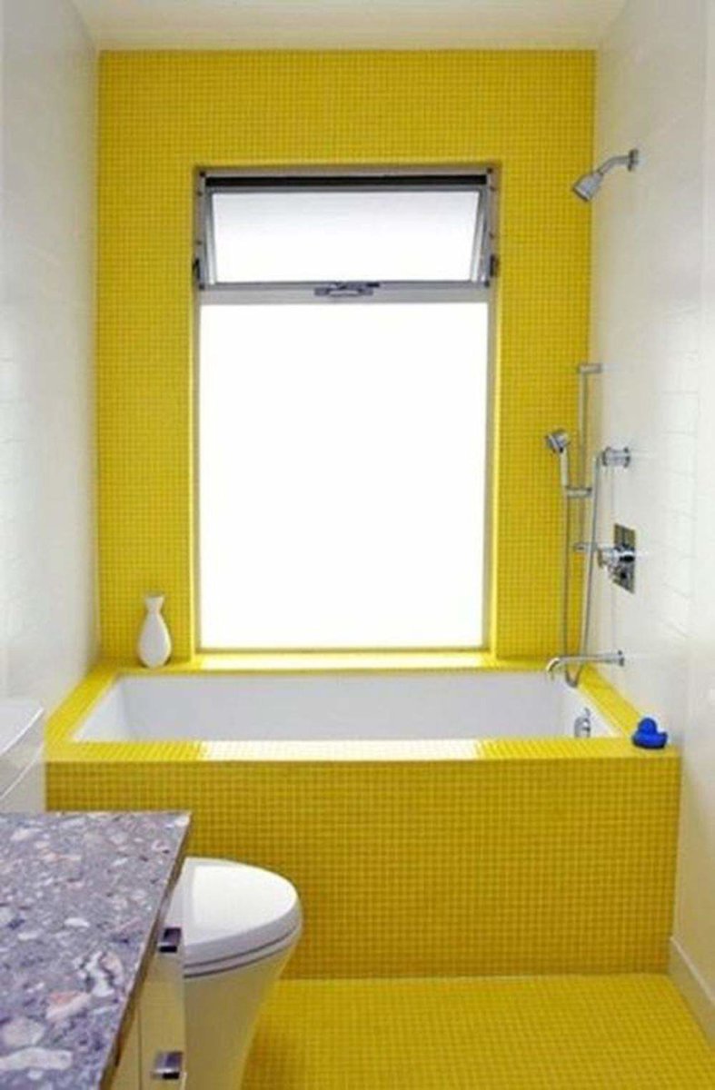 Желтая ванная
